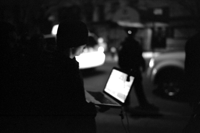 OWS_Laptop_livestream-©Arnaud-Contreras